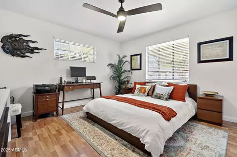 Bedroom - 2908 E Pinchot Ave, Phoenix, AZ 85016 photo 3 of 4