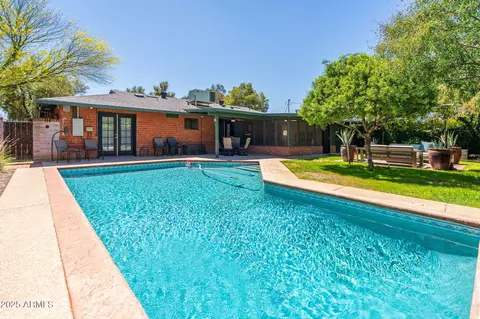Exterior - 2908 E Pinchot Ave, Phoenix, AZ 85016 photo 2 of 10