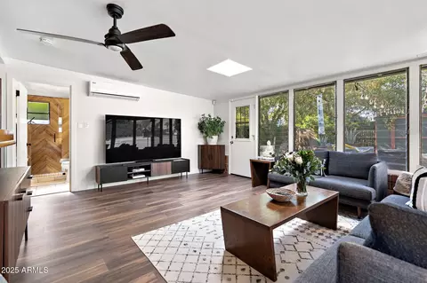Living - 2908 E Pinchot Ave, Phoenix, AZ 85016 photo 6 of 6
