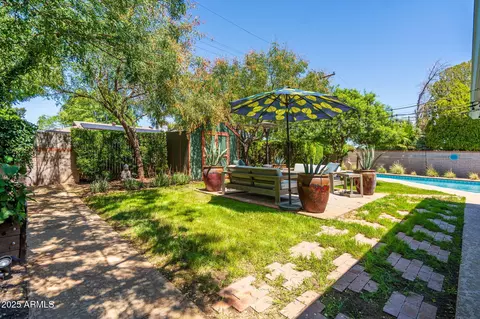 Exterior - 2908 E Pinchot Ave, Phoenix, AZ 85016 photo 3 of 10