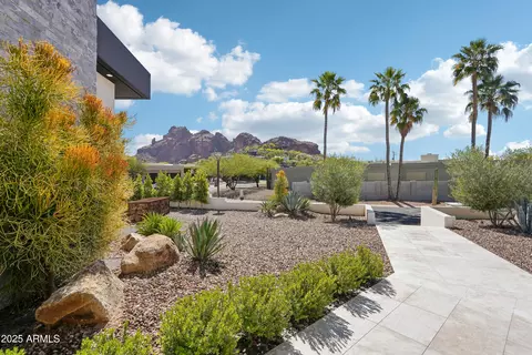 Exterior - 4502 E Solano Dr, Phoenix, AZ 85018 photo 2 of 6