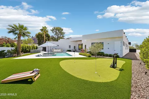 Exterior - 4502 E Solano Dr, Phoenix, AZ 85018 photo 5 of 6