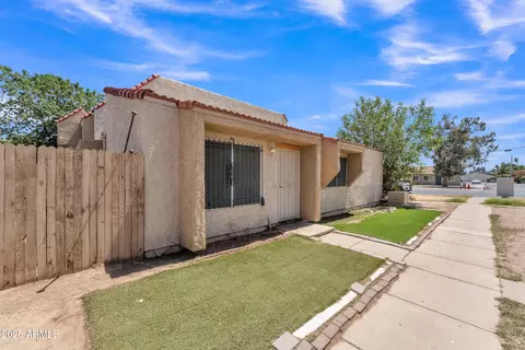 4836 W Rose Ln, Glendale, AZ 85301
