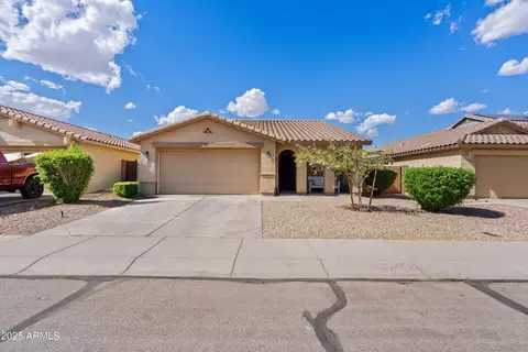 1462 E Poncho Ln, San Tan Valley, AZ 85143