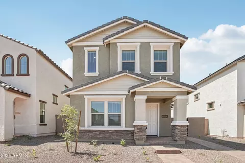 1913 W Lariat Ln, Phoenix, AZ 85085