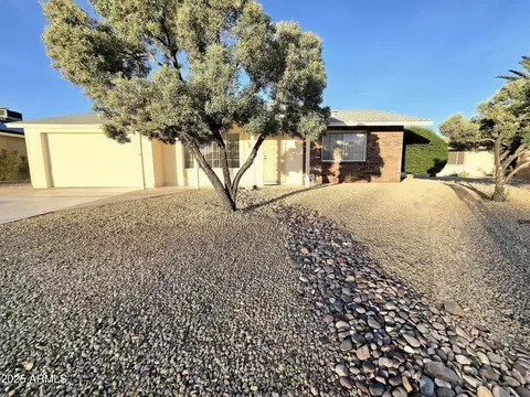 12606 W Crystal Lake Dr, Sun City West, AZ 85375