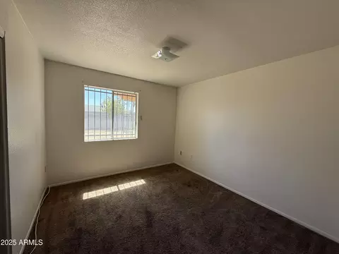 Bedroom - 3719 W Thunderbird Rd, Phoenix, AZ 85053 photo 1 of 2