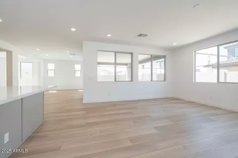 1450 E Prescott St, Gilbert, AZ 85298 photo 5