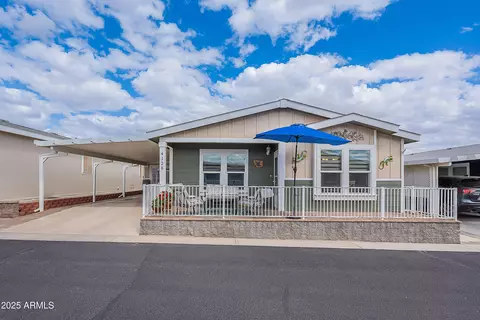 650 N Hawes Rd #4128, Mesa, AZ 85207