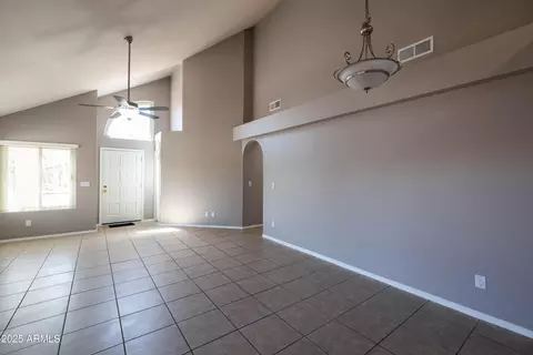1836 E Citation Ln, Tempe, AZ 85284 photo 16