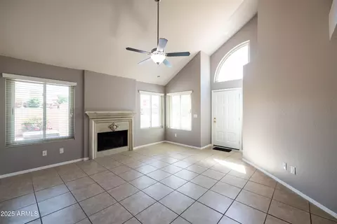 1836 E Citation Ln, Tempe, AZ 85284 photo 11
