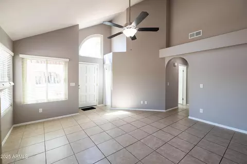 1836 E Citation Ln, Tempe, AZ 85284 photo 9