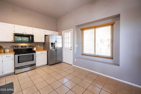 1836 E Citation Ln, Tempe, AZ 85284 photo 18