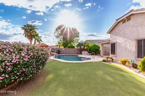 13335 W Watson Ln, Surprise, AZ 85379