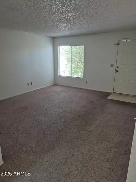 Living - 5139 E Tano St, Phoenix, AZ 85044 photo 2 of 8