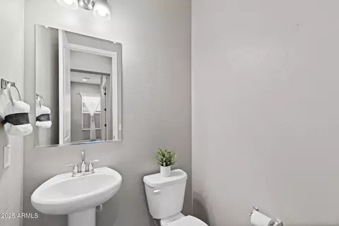 4344 E Granada Rd, Phoenix, AZ 85008 photo 5