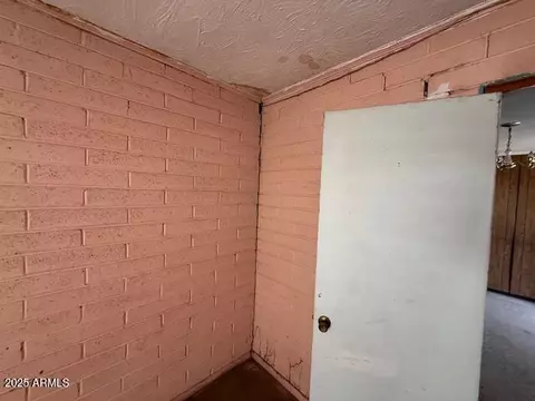 Other - 3155 E Mobile Ln, Phoenix, AZ 85040 photo 3 of 8