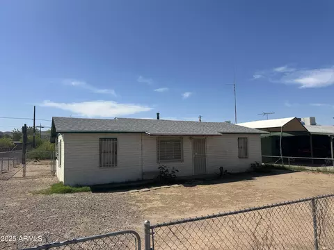 3155 E Mobile Ln, Phoenix, AZ 85040