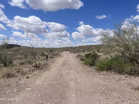 1977 N Elephant Butte Rd #-, Queen Valley, AZ 85118