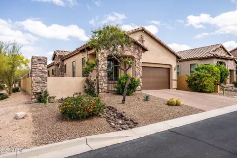 Exterior - 8804 E Ivy St, Mesa, AZ 85207 photo 2 of 28
