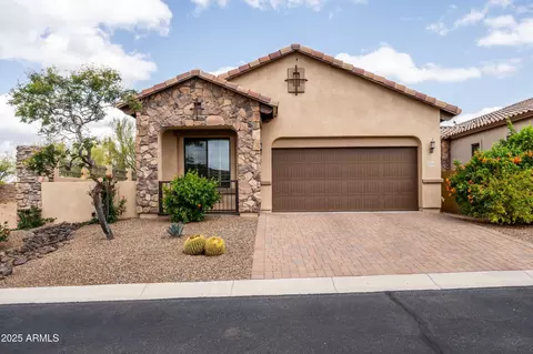 8804 E Ivy St, Mesa, AZ 85207