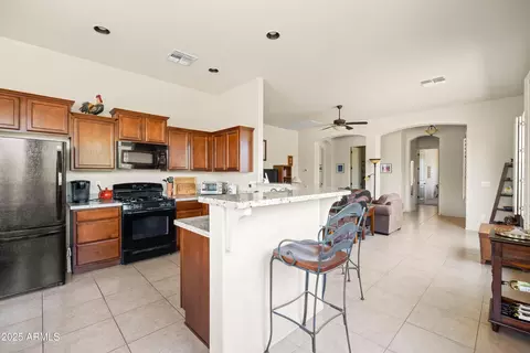 Kitchen - 8804 E Ivy St, Mesa, AZ 85207 photo 2 of 5