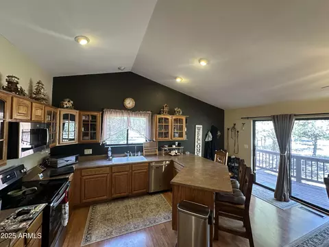 Kitchen - 3947 Apache Dr, Happy Jack, AZ 86024 photo 8 of 9