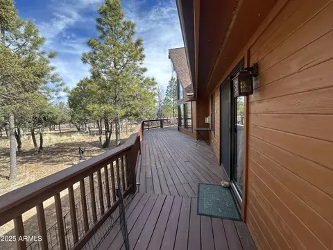 Exterior - 3947 Apache Dr, Happy Jack, AZ 86024 photo 7 of 12