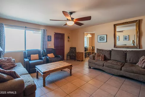2534 N Mitchell St, Phoenix, AZ 85006 photo 4