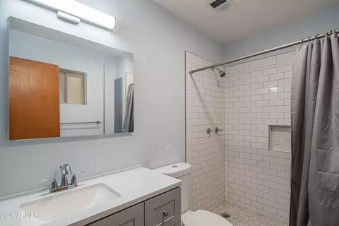 2534 N Mitchell St, Phoenix, AZ 85006 photo 19