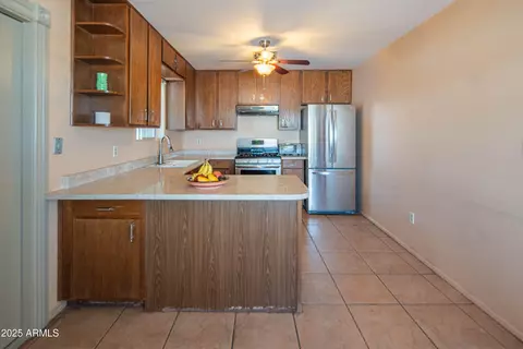 2534 N Mitchell St, Phoenix, AZ 85006 photo 7