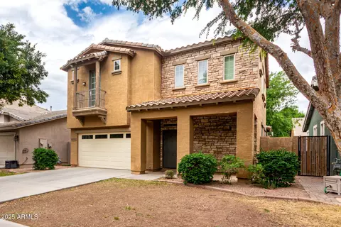Exterior - 4368 E Cullumber St, Gilbert, AZ 85234 photo 2 of 7