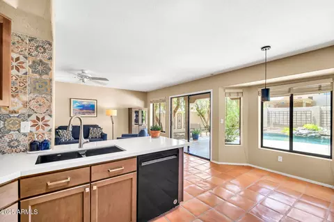 3854 E Cathedral Rock Dr, Phoenix, AZ 85044 photo 14