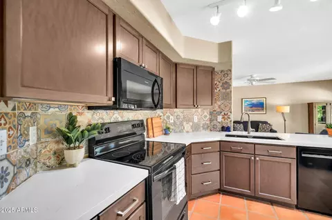 3854 E Cathedral Rock Dr, Phoenix, AZ 85044 photo 15