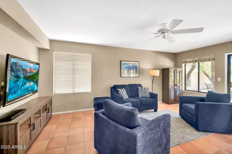 3854 E Cathedral Rock Dr, Phoenix, AZ 85044 photo 5