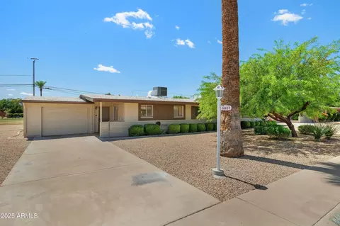 10429 W Oakmont Dr, Sun City, AZ 85351