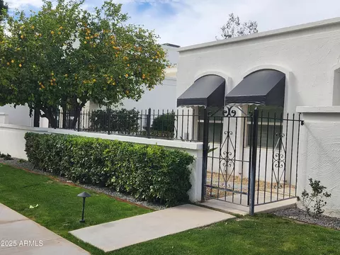 4830 N 72nd Way, Scottsdale, AZ 85251
