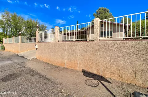 775 S Tenth St, Globe, AZ 85501 photo 3