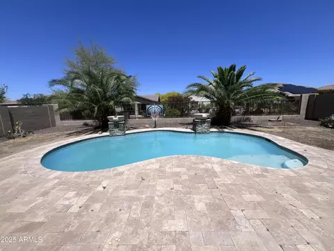 Exterior - 514 E Pearce Rd, Phoenix, AZ 85042 photo 2 of 8