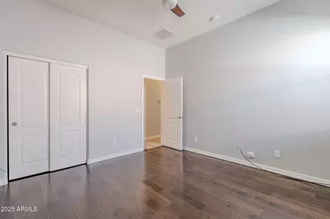 Bedroom - 514 E Pearce Rd, Phoenix, AZ 85042 photo 2 of 2