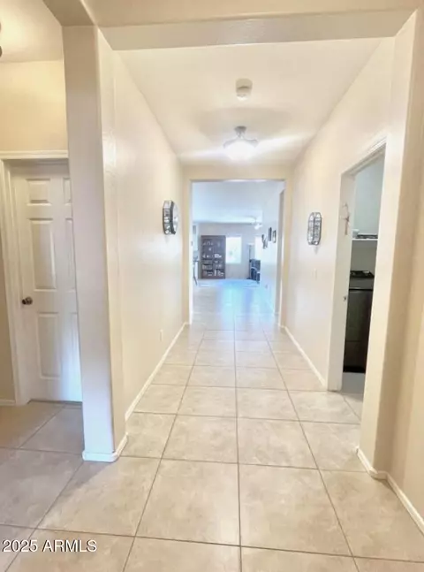 1516 E Azalea Dr, Gilbert, AZ 85298 photo 4