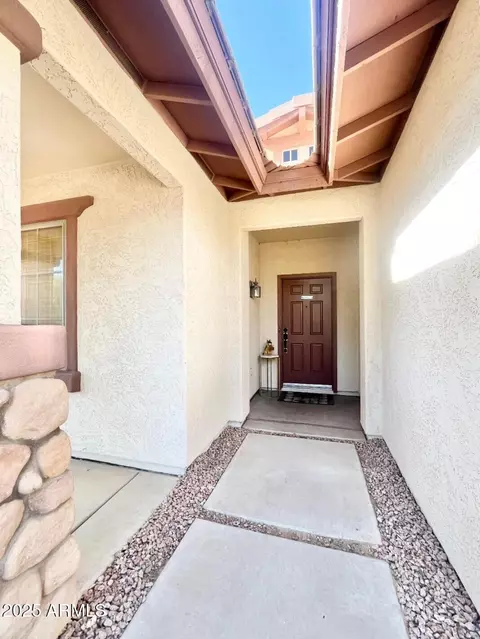 1516 E Azalea Dr, Gilbert, AZ 85298 photo 3