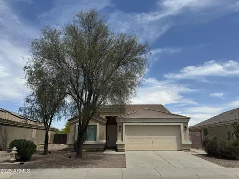 2042 N Parish Ln N, Casa Grande, AZ 85122