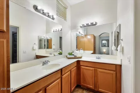 Bath - 2402 E 5th St #1741, Tempe, AZ 85281 photo 1 of 4