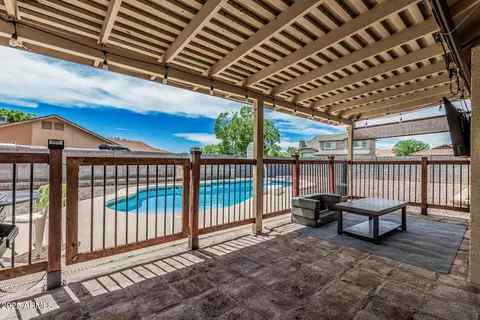 Exterior - 3047 W Sandra Ter, Phoenix, AZ 85053 photo 4 of 6
