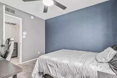 Bedroom - 3047 W Sandra Ter, Phoenix, AZ 85053 photo 7 of 7