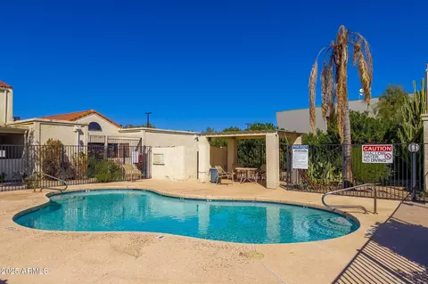 15801 N 29th St #16, Phoenix, AZ 85032