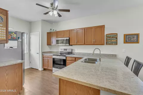 Kitchen - 900 W Broadway Ave #45, Apache Junction, AZ 85120 photo 1 of 3