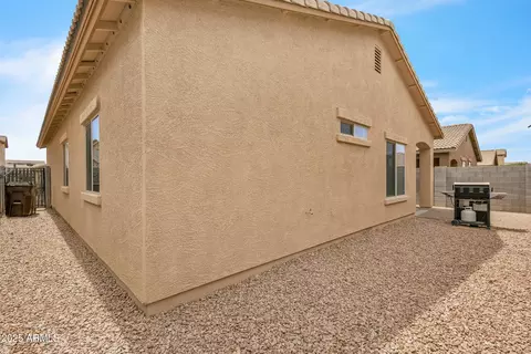 Exterior - 900 W Broadway Ave #45, Apache Junction, AZ 85120 photo 6 of 10
