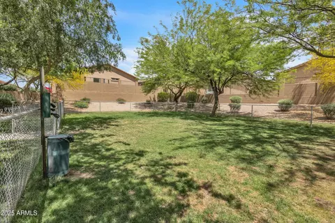 Exterior - 900 W Broadway Ave #45, Apache Junction, AZ 85120 photo 9 of 10